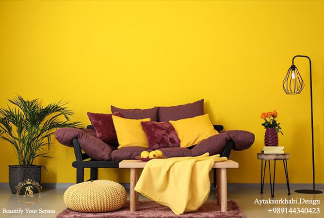 دیوار به رنگ زرد